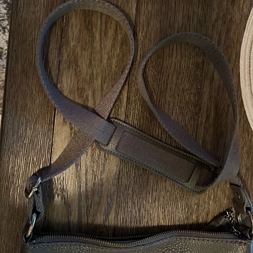 The Sak purse - Picture 4 of 4